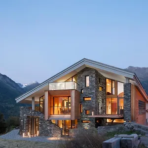 mineral-lodge.hotels-rhonealpes.com/