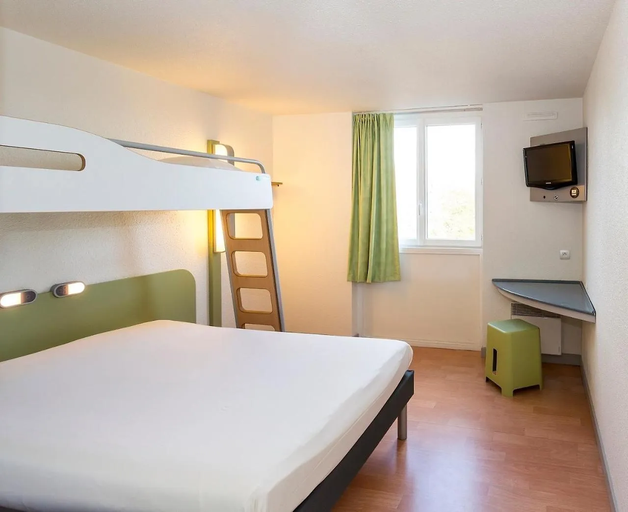 Ibis Budget Lorient Hennebont Hotel